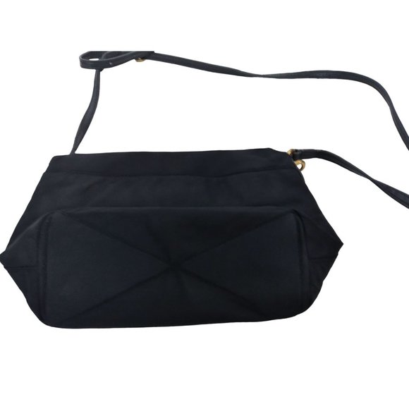 MARC by MARC JACOBS Black Crossbody Fold Over gold hardware crossbody Purse - Picture 3 of 11